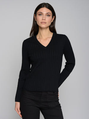 KNITWEAR V NECK BLACK SWEATER